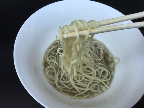 アグリパークゆめすぎと構内ラーメン煮干乱舞麺リフト