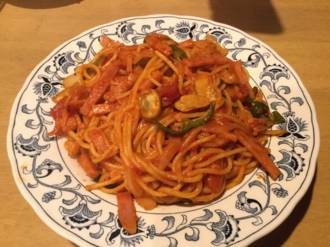 昔ながらの洋食屋鈴なりナポリタン
