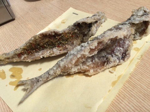東名鮎沢PA下り味の唐揚げ揚げたて注文